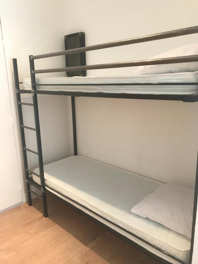 Studio 2 adultes 2 enfants Sanary sur Mer à 800m de la mer Extérieur photo